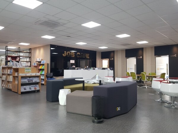 취업상담실(JOB CAFE)