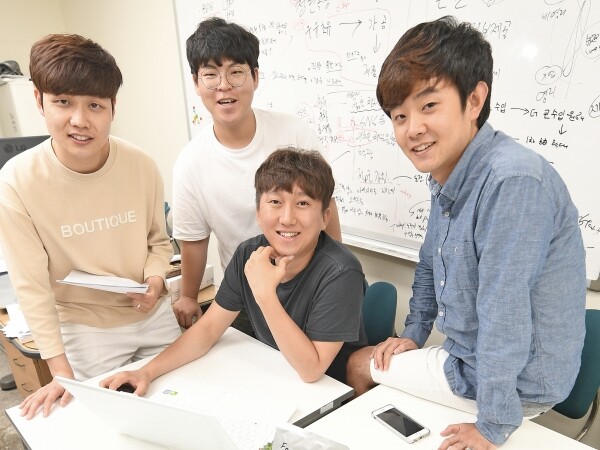 건국대학교 학생들로 구성된 초유화장품 기업 팜스킨(대표 곽태일). 팜스킨은 2017~2018년까지 연속으로 학생창업 유망팀으로 선정돼 부처 통합본선 5위를 차지한 바 있다. 이들은 3억 2000만 원의 투자를 유치해 사업을 확장시켰으며, 현재 20여 개 국가에 초유화장품을 판매해 수출 100만 달러의 성과를 거뒀다.