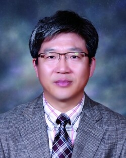김석완 대구한의대학교 입학처장 <br>