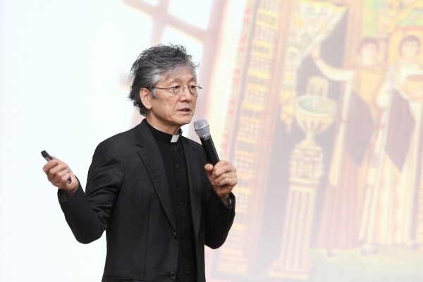 서울여자대학교(총장 전혜정)는 9월 24일 오후 3시 서울시 노원구 서울여대 50주년기념관 국제회의실에서 이정구 성공회대 명예교수를 초청해 “세계 속의 지성인: 여성의 삶과 예술” 특강을 개최했다. (사진: 서울여대 제공)