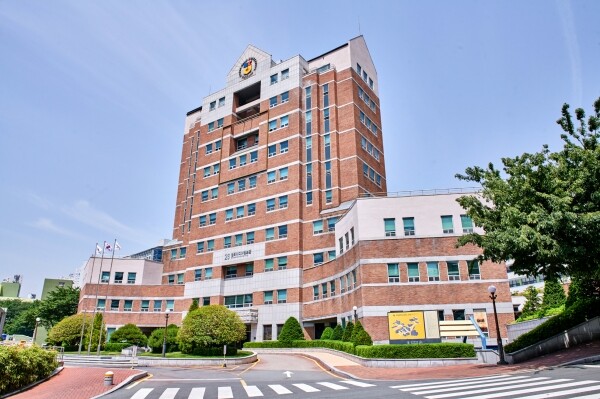 경성대학교 취업진로처 대학일자리센터는 지난 9월 25일, 26일과 10월 30일, 31일에 나눠 ‘2020학년 2학기 KSU 꿈 디자인 진로캠프’를 비대면 강의로 진행했다. (사진=경성대 제공)