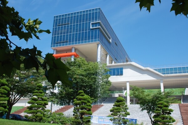 한국교통대 대학본부 전경. 사진=한국교통대 제공