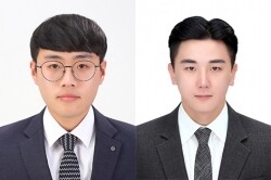 2021년 소방공무원 시험에 최종 합격한 신성대 소방안전관리과 졸업생 조한기(왼쪽)씨와 박상진씨. 사진=신성대 제공