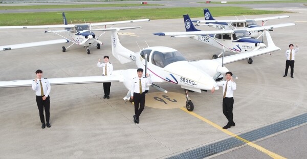 극동대 훈련용 비행기. 사진=극동대 제공