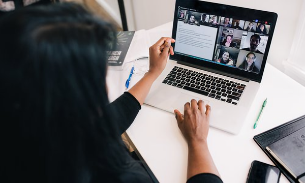 미국 미네르바 대학 학생들이 온라인으로 토론수업을 하고 있다. 사진=미네르바 대학