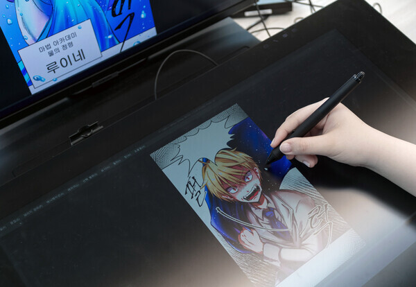 연성대 웹툰만화콘텐츠과에 지원한 학생이 디지털 실기시험을 치르고 있다. 사진=연성대 제공