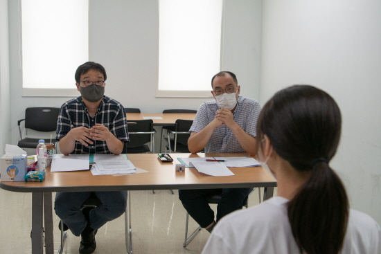 한림대가 지난 3일과 4일 대입을 준비하는 고등학생들을 대상으로 ‘2023학년도 수시모집 학생부종합 모의전형’을 실시하고 있다. 사진=한림대 제공