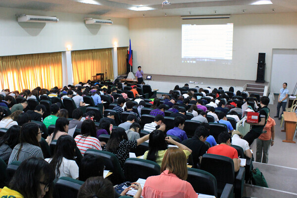 영산대가 필리핀 꼴레지오 산 어거스틴대학교에서 현지학기제를 운영한다. 사진=영산대 제공
