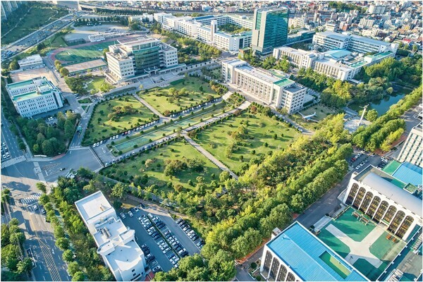 인하대학교.