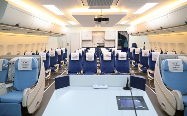 선문대 항공관광학부의 항공기와 동일한 환경을 갖춘 기내실습실(Mock-up). 사진=선문대 제공